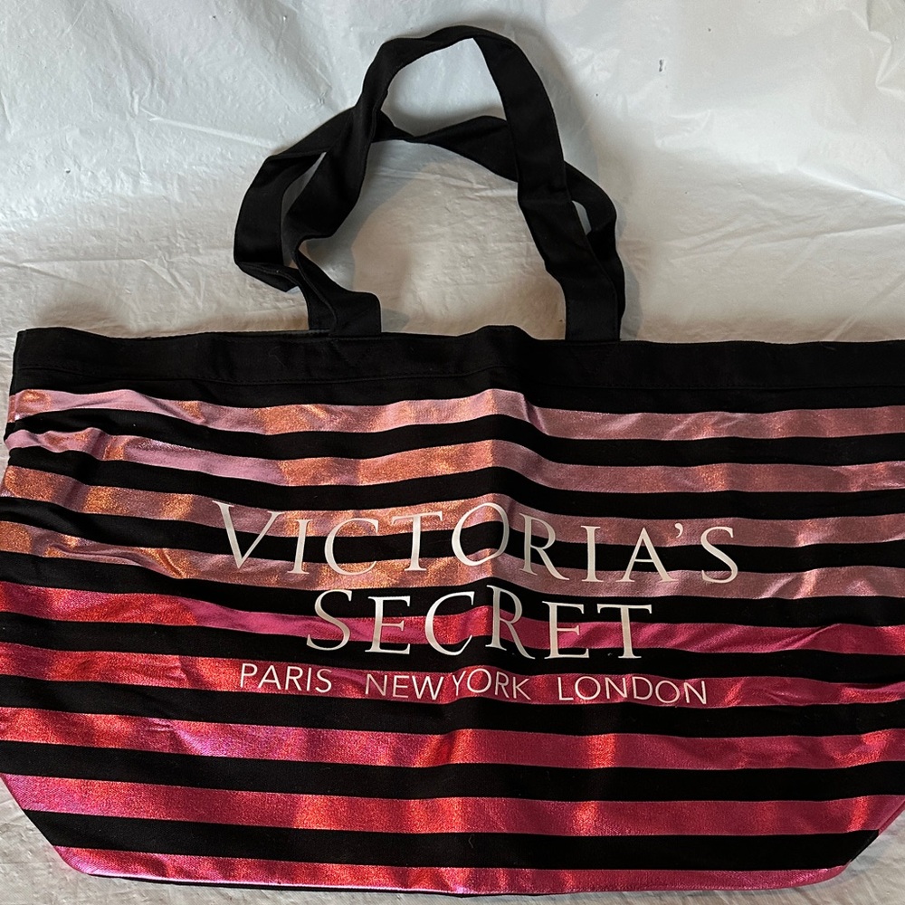 Victoria's Secret Large Weekender Travel Bag